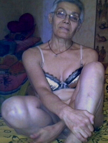 Raymonde, 81 ans, cherche un complice pour des plaisirs torrides à Perpignan rencontre