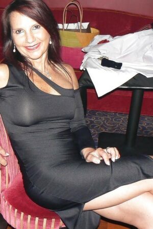 Femme mûre en quête de plaisir à Tours Claudine - rencontre