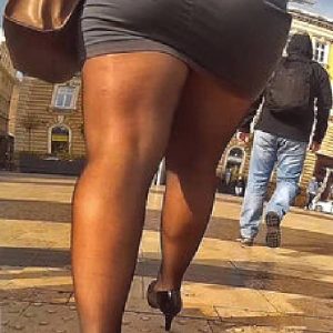 Simone, 62 ans : envie d’une belle rencontre Simone - plan-cul