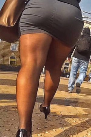 Simone, 62 ans : envie d’une belle rencontre Simone - plan-cul