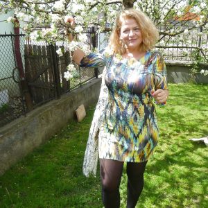 Moi tranquille mais ce soir pas, 49 ans. Éléonore - rencontre-Cougar-Roanne