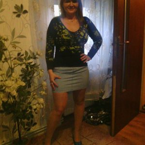 Ce soir j’ai envie qu’on me prenne contre un mur, pas qu’on me raconte des conneries Danièle - rencontre-Libertine-Orléans