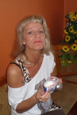 Michèle, 53 ans : je réinvente ma liberté 🔥 Michèle - rencontre-MILF-Brest