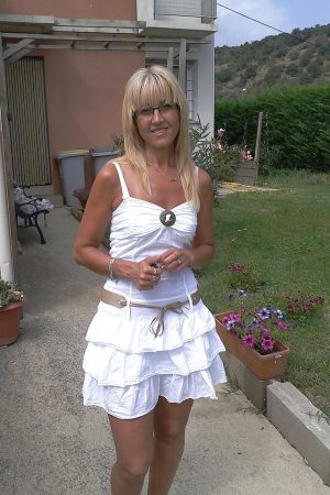 Détermination froide, rien d’autre Henriette - rencontre-MILF-Lyon