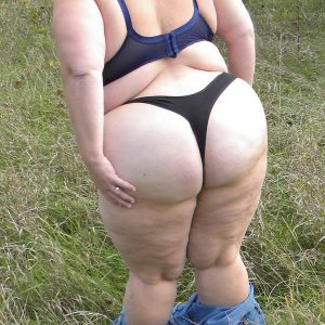 Ronde en feu cherche couple pour ce soir Évelyne - rencontre-Ronde-Annecy