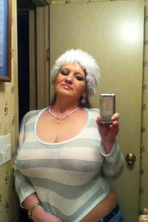 T’es chaud pour une rencontre sexe Soissons ce soir, ou t’attends qu’on te fasse un dessin ? Christelle - rencontre-Ronde-Soissons