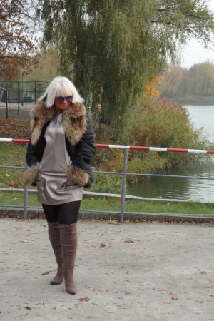 Évelyne 52 ans — un ken chaud ce soir Évelyne - rencontre-Cougar-Alençon