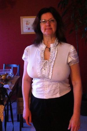 Y’a des soirs où une terrasse et un verre, c’est pas assez Émilie - rencontre-Cougar-Villejuif