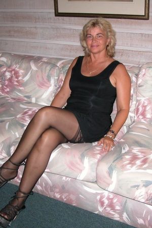 Pas envie de tourner en rond toute seule Fabienne - rencontre-MILF-Argenteuil