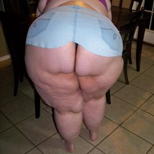 T’as déjà baisé une femme qui a pleuré à un mariage ce matin et qui mouille ce soir ? Roseline - rencontre-Ronde-Angers