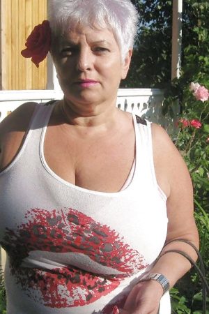 Après le mariage, envie urgente Joséphine - rencontre-Cougar-Amiens