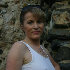 Soirée pluvieuse à Montreuil, envie de peau contre peau Agathe - rencontre-Cougar-Montreuil