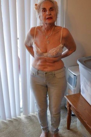 Vivre nu et léger Nadia - rencontre-Naturiste-Tourcoing