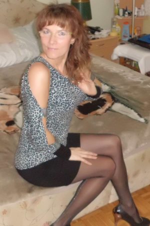 Envie de partager un moment intense à Créteil Émilie - rencontre-Cougar-Créteil