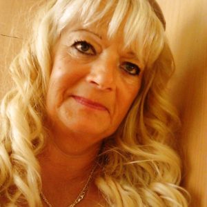 Naturiste assumée recherche bon vivant Emilie - rencontre-Naturiste-Rueil-Malmaison