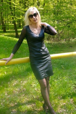Pour un été torride, recherche mecardEOuf, attention c’est chaud! Séverine - rencontre-Cougar-Charleville-Mézières
