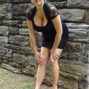 Maison chaude et pas que… Delphine - rencontre-Cougar-Laval