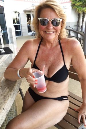 La Discrète Élodie - rencontre-MILF-Massy