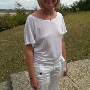 C’est quelle salope qui m’a laissée en plan ce week-end? Rosalie - rencontre-MILF-Vaulx-en-Velin