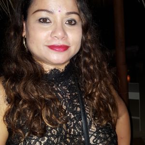Une pause sexy après une journée pourrie Elodie - rencontre-Milf-Salon-de-Provence