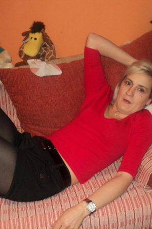 Pas de temps à perdre, juste du fun Julie - rencontre-Milf-Bron