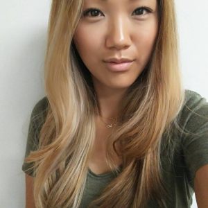 Bronzage intégral sur les bords de Loire Linh - rencontre-Naturiste-Nantes