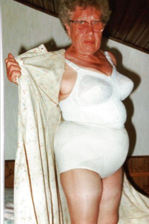 Rencontre Valence : Femme sportive de 60 ans cherche partenaire pour moments coquins Diane - rencontre-cougar-valence-BUp5