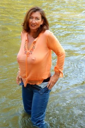 Lara - rencontre-MILF-Saint-Martin-d'Hères