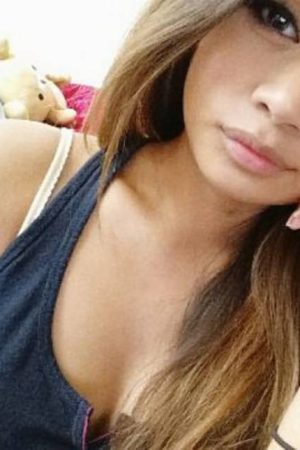Sakura 60 ans cherche à baiser Sakura - rencontre-Asiatique-Marseille